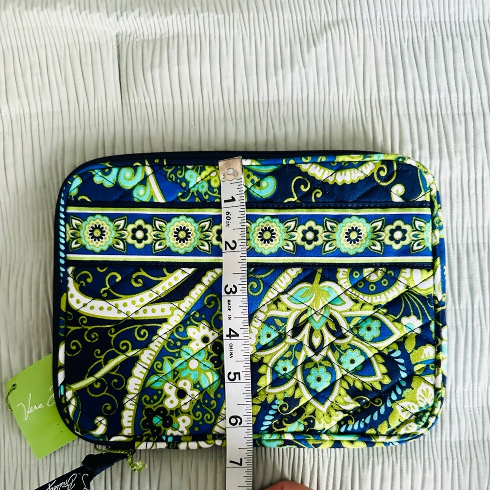 NWT Vera Bradley Rhythm & Blues E Reader Sleeve - Picture 8 of 8